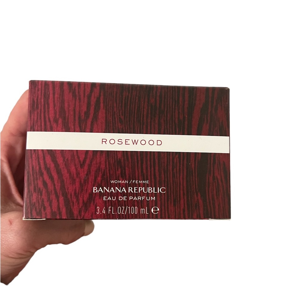 3.4 oz women’s rosewood perfume bottle banana republic